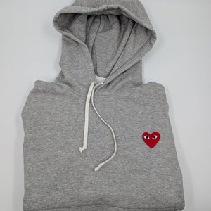 Comme des Garçons Play Hoodie mit rotem Herz - Patch - Grau - L - MOSTWANTED24