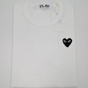 Comme des Garçons Play Weißes Langarm T-Shirt mit schwarzem Herz - Patch - Weiß - L - MOSTWANTED24