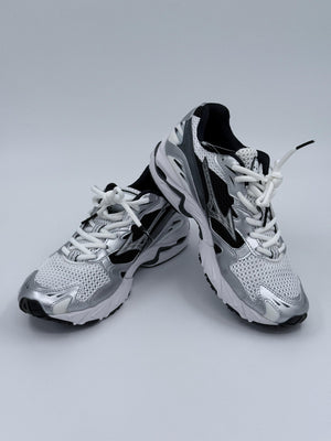 Mizuno Wave Rider 10 Unisex Sneaker - Weiß / Silber / Schwarz - 36.5 - MOSTWANTED24
