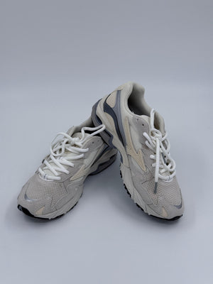 Mizuno Wave Rider 10 Unisex Sneaker - Weiß / Beige / Silber - 36.5 - MOSTWANTED24