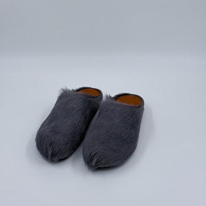 Marni Fussbett Clogs aus Kalbshaar - Anthrazit - 38 - MOSTWANTED24
