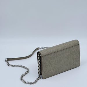 Maison Margiela Four Stitches Portemonnaie mit Kette - Waldgrün - MOSTWANTED24